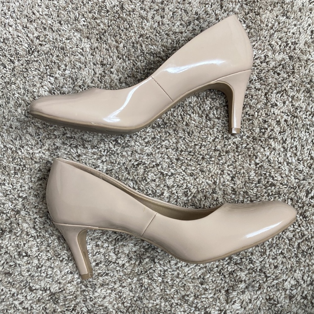 Nude close toed heels
